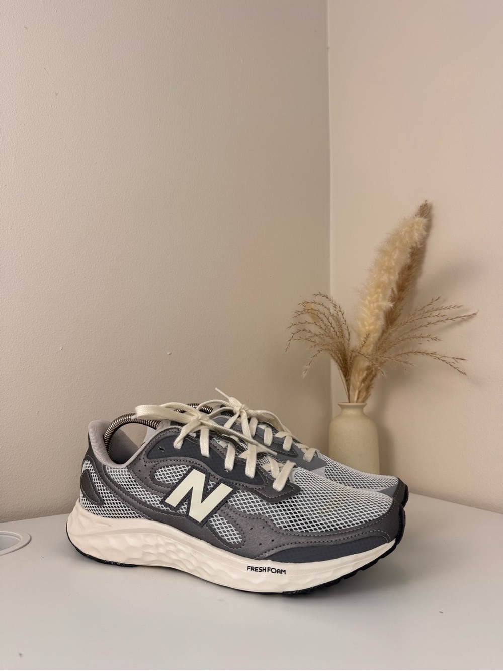 New Balance Fresh Foam MARISTG4 Gray Running Shoes – US Men’s 11 / EU 45